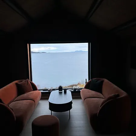 Jacuzzi, Utekjokken Og Sjoutsikt I Hel Ved Sjoen *